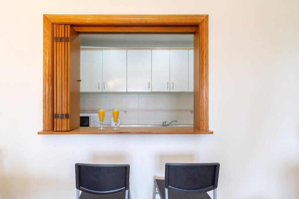 Playa Huelin Apartamento Apartment Malaga Exterior photo